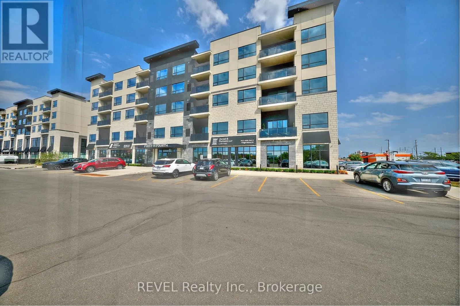 305 - 300B FOURTH AVENUE, #305