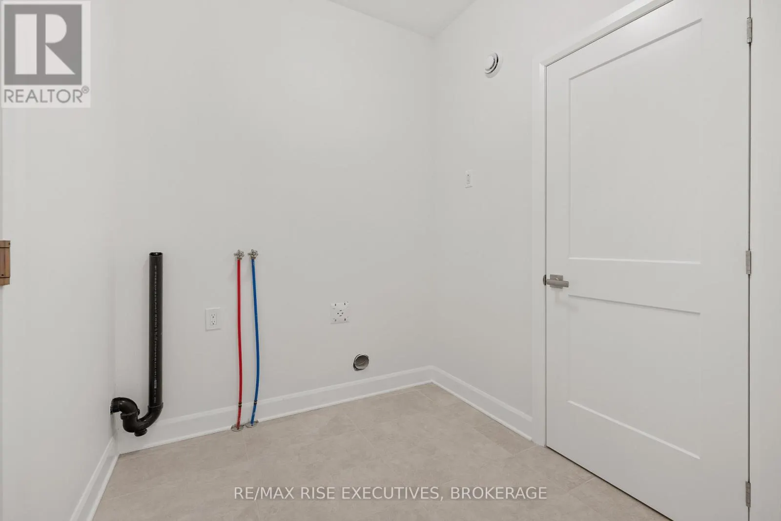 921 GOODWIN DRIVE