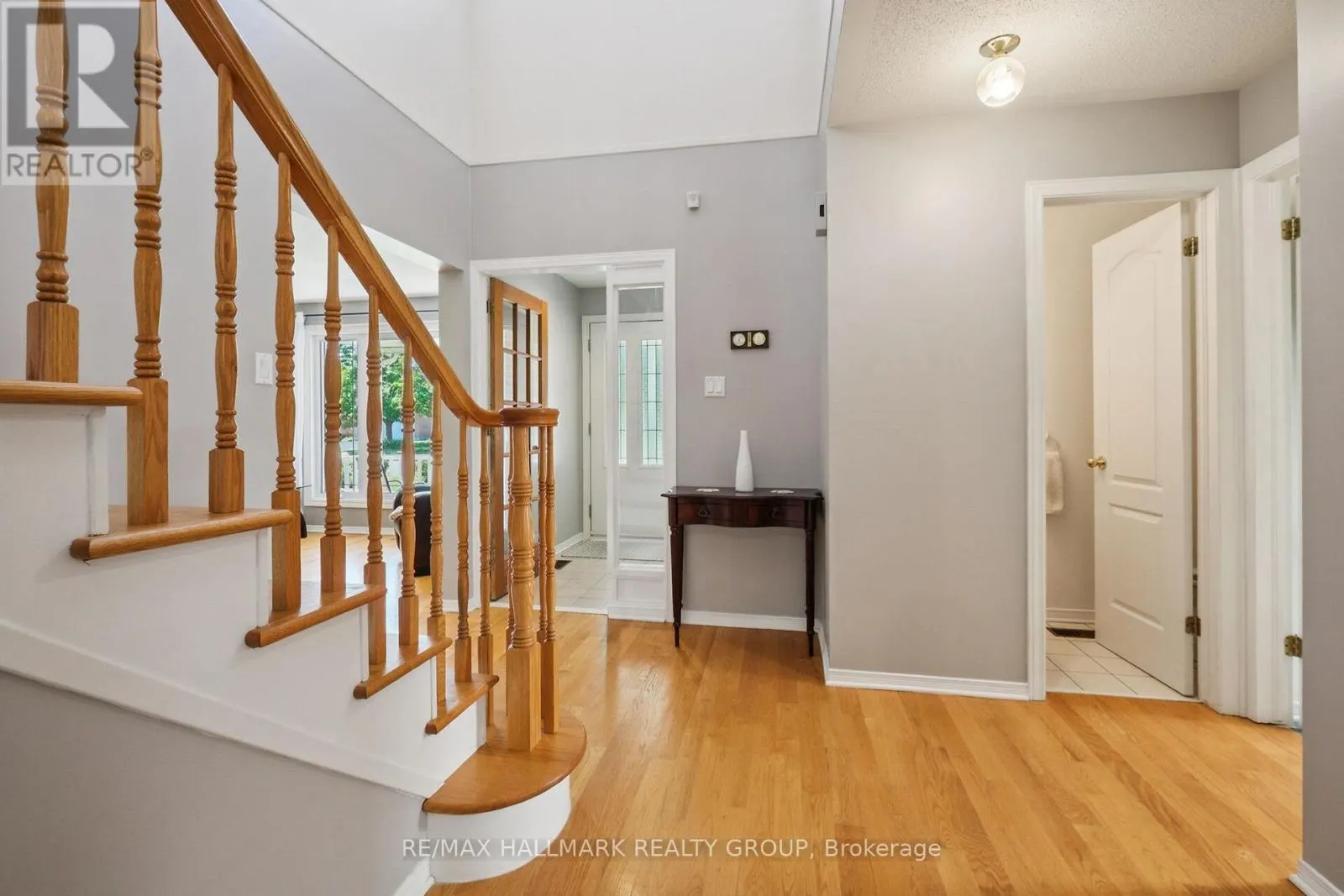 3034 COURTYARD CRESCENT