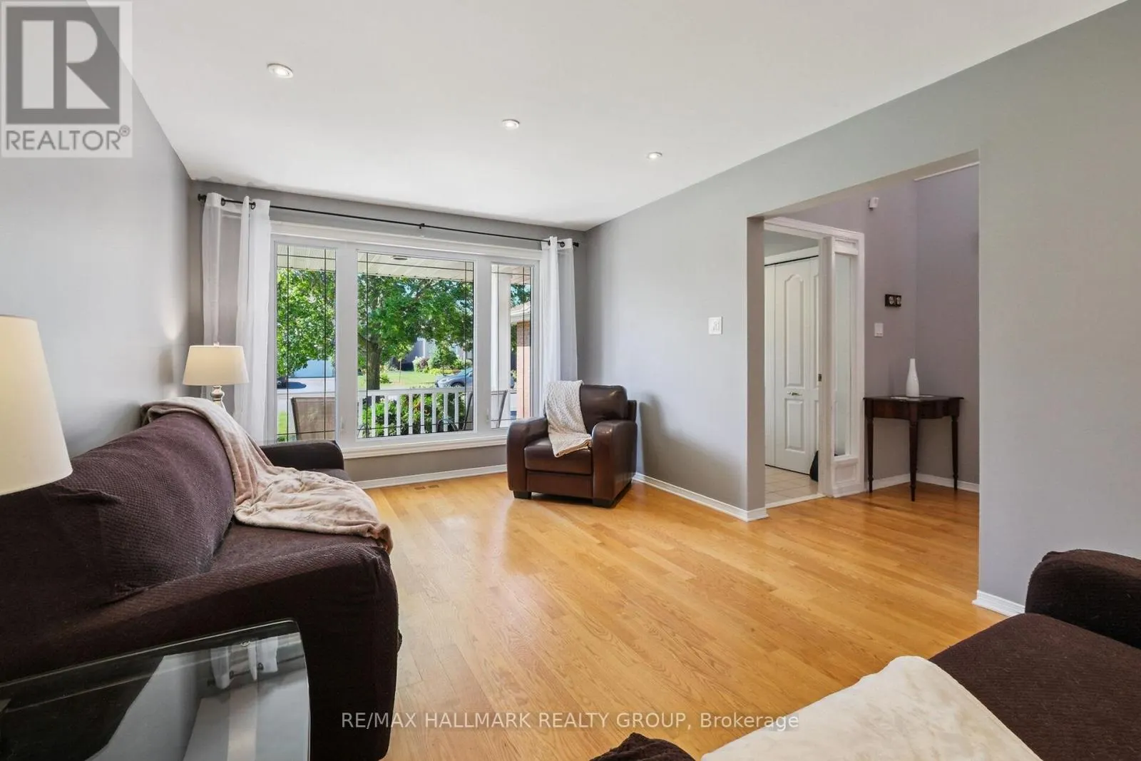 3034 COURTYARD CRESCENT