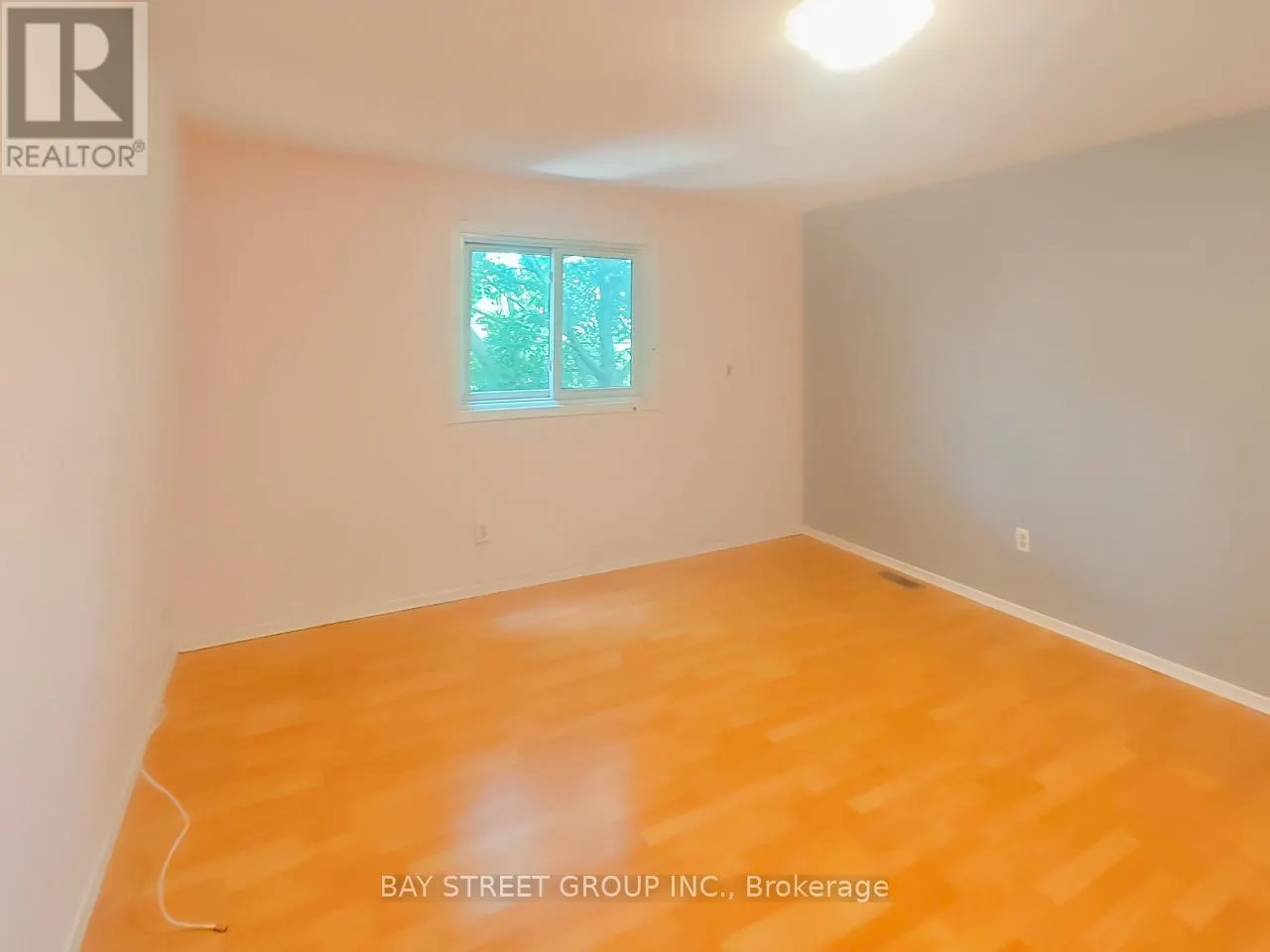 UPPER FLOOR - 38 NOECKER STREET