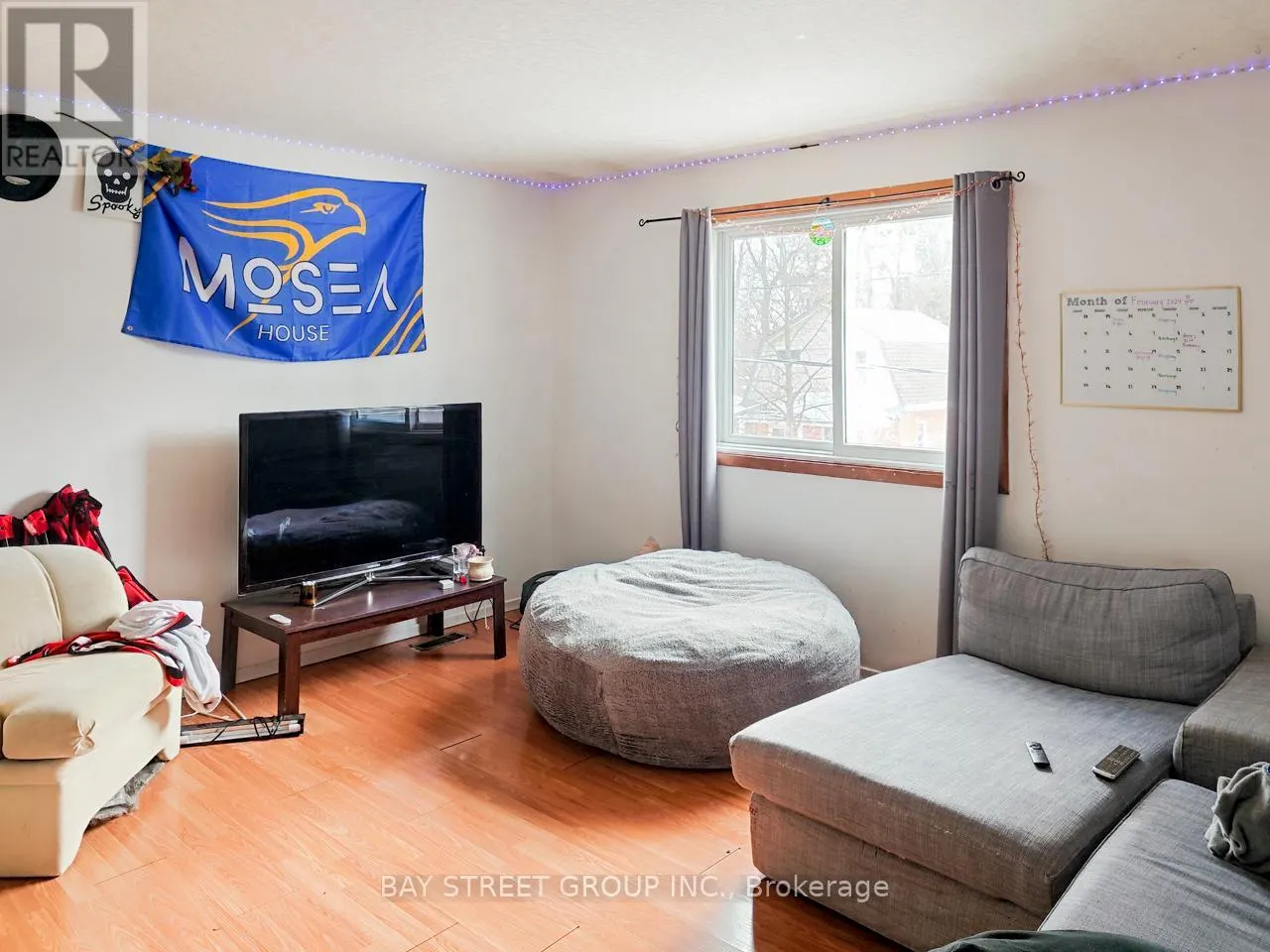 UPPER FLOOR - 38 NOECKER STREET