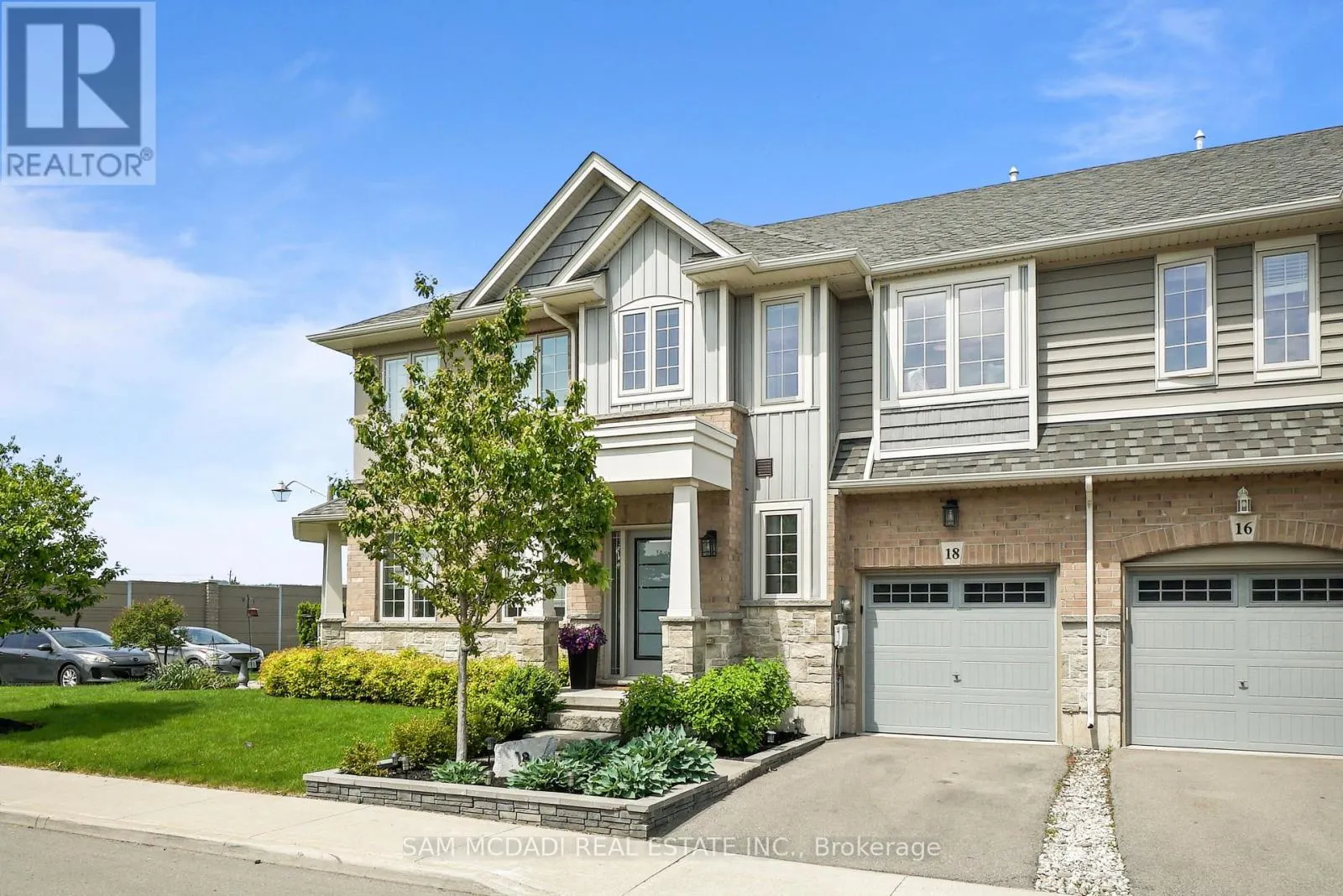 18 BEAU CHATEL LANE