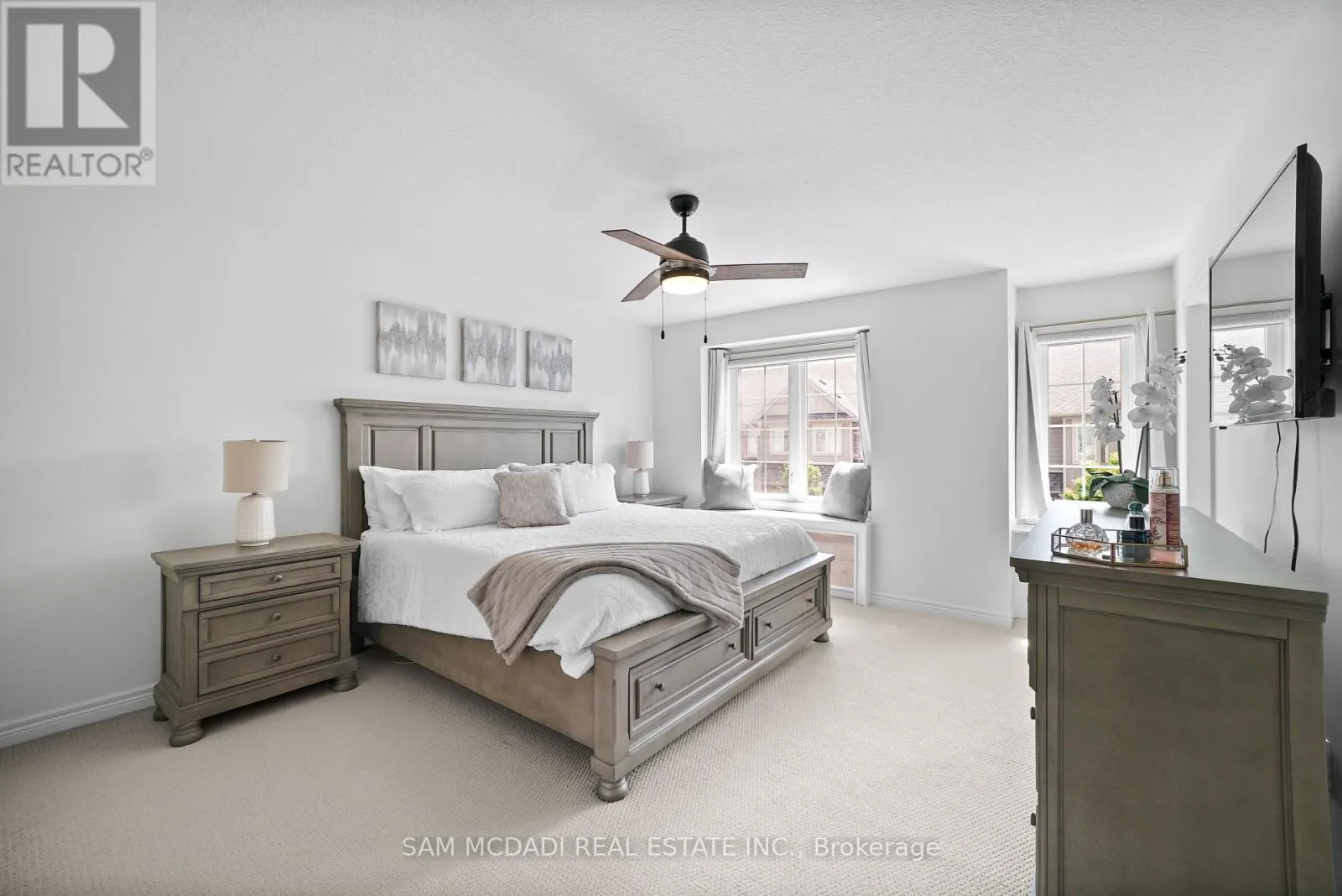 18 BEAU CHATEL LANE