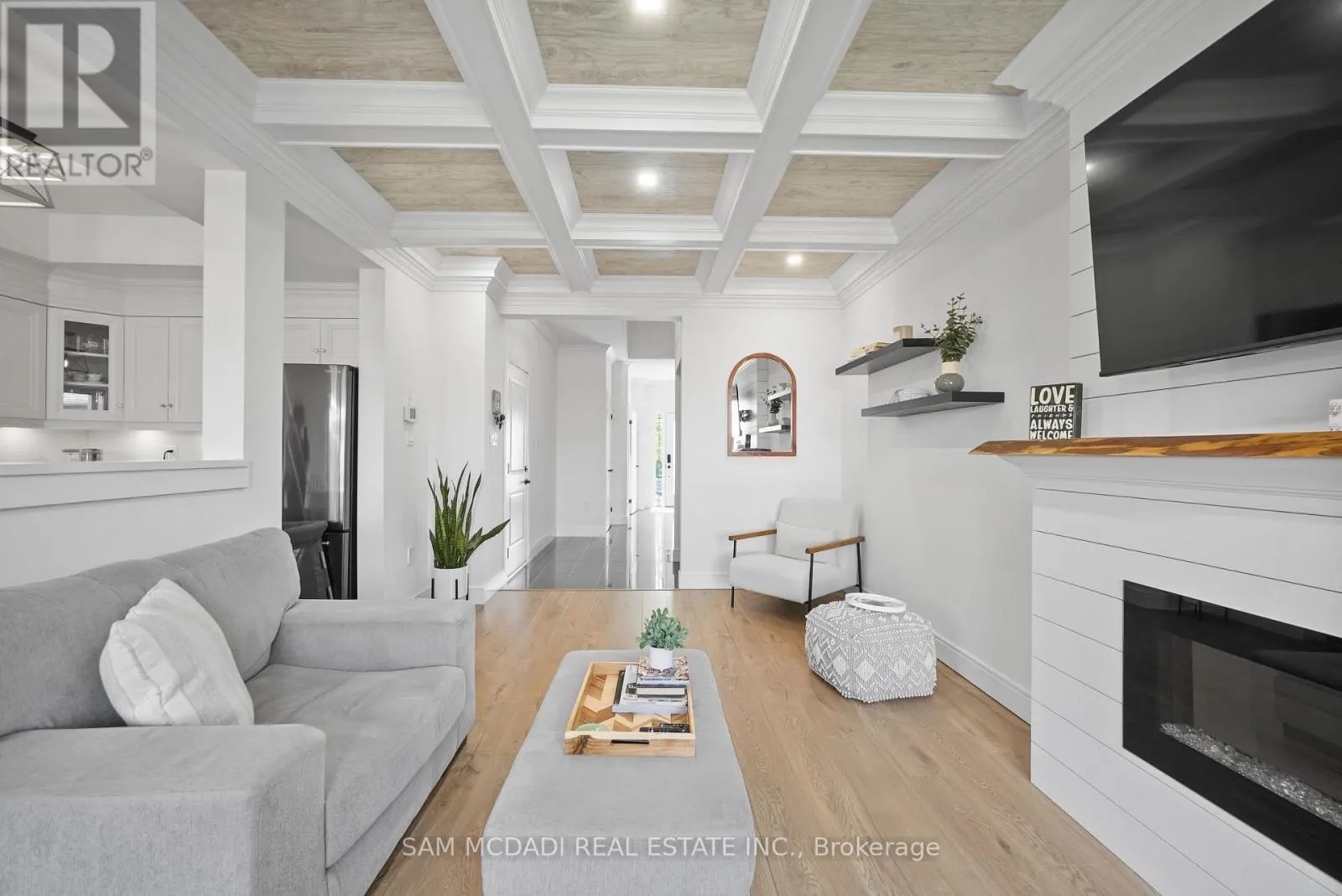 18 BEAU CHATEL LANE