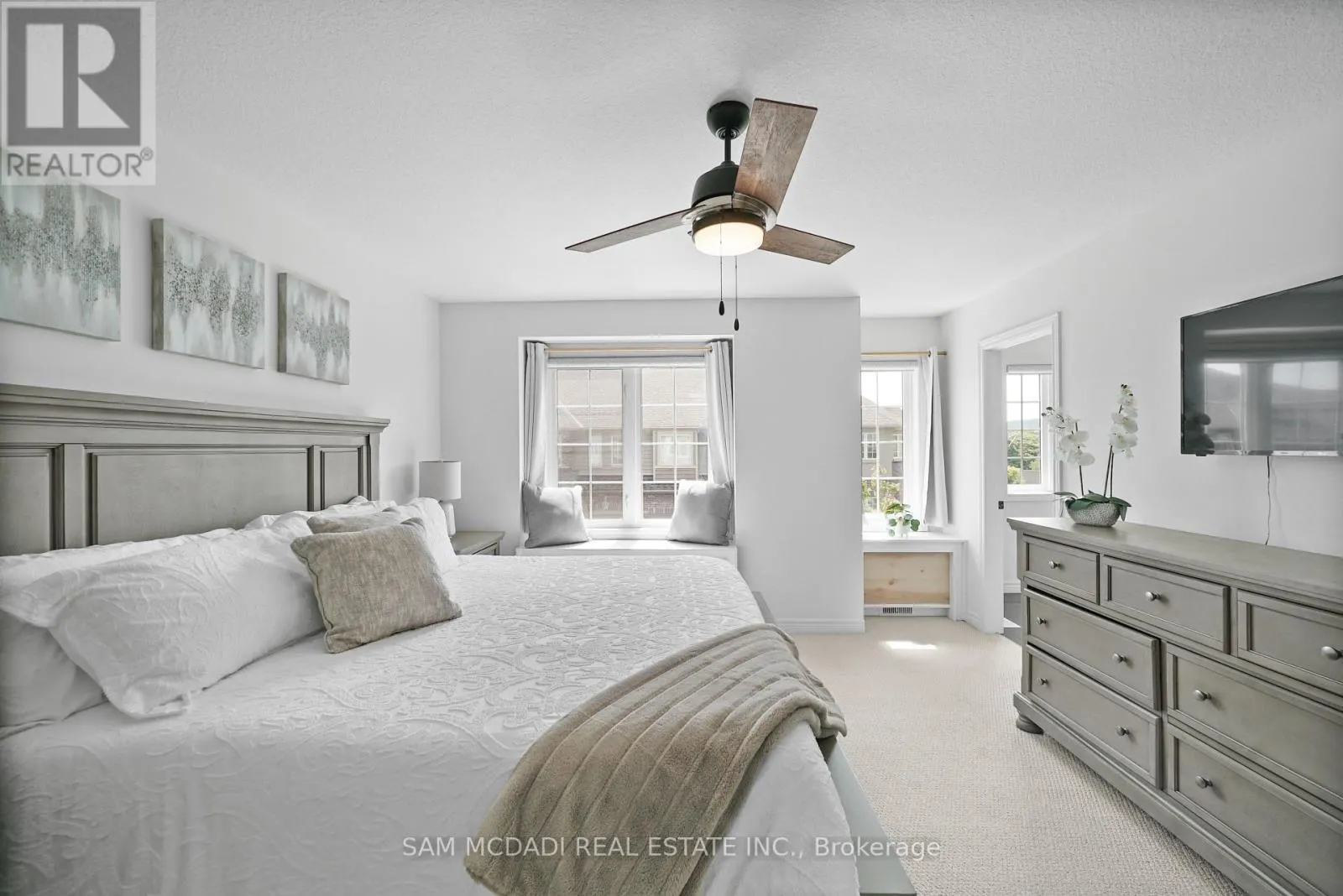 18 BEAU CHATEL LANE