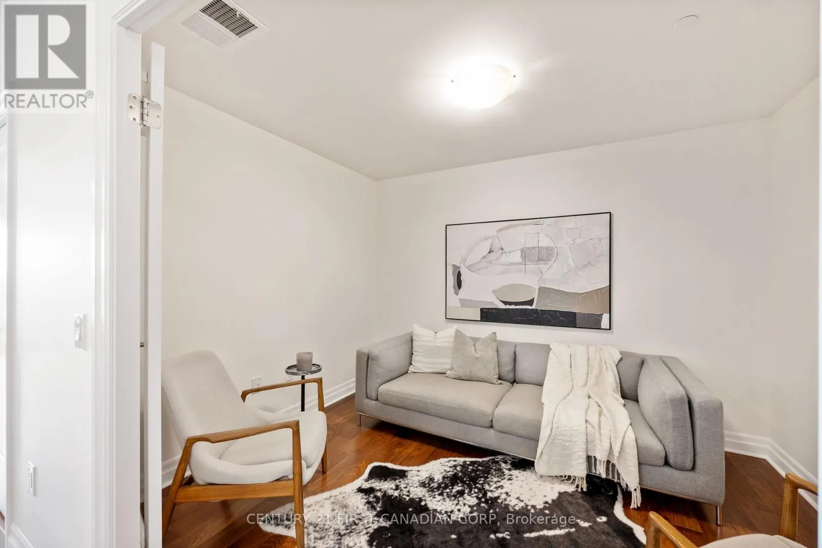 1109 - 505 TALBOT STREET, #1109
