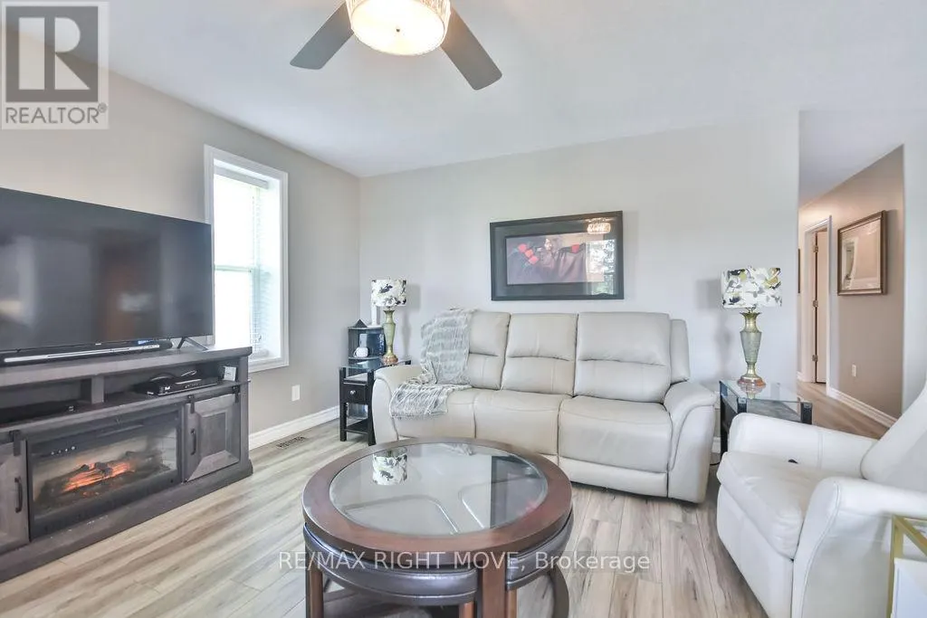 12 FULSOM CRESCENT