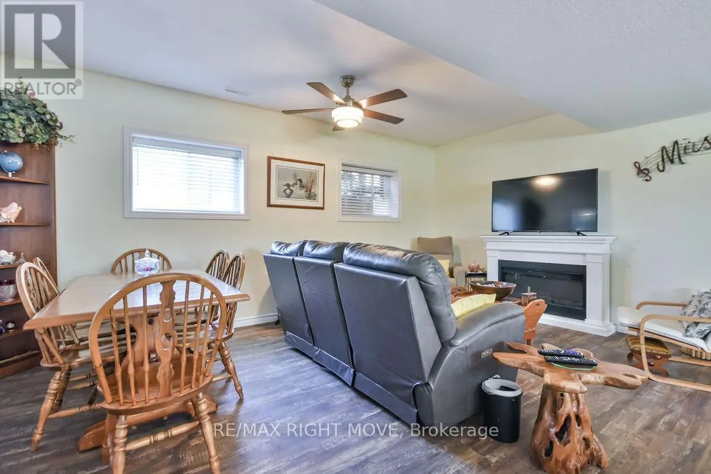 12 FULSOM CRESCENT