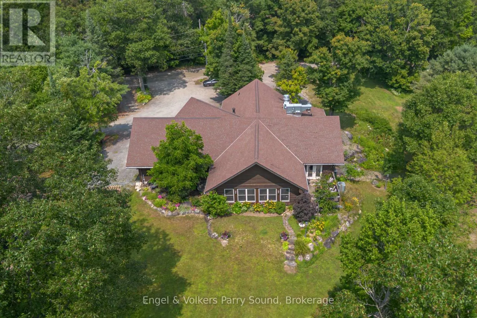 9 LITTLE BEAVER BOULEVARD