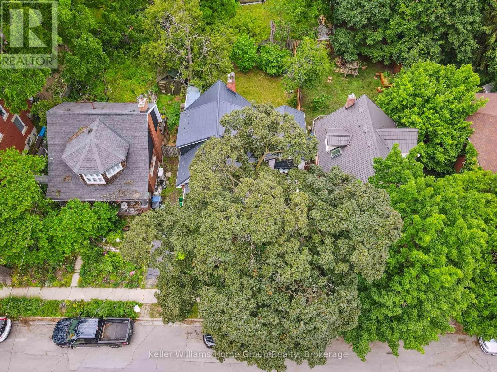 27 HOME STREET