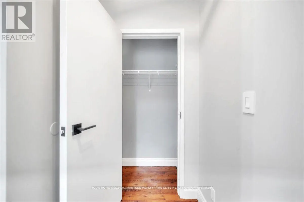 302 - 150 COLBORNE STREET