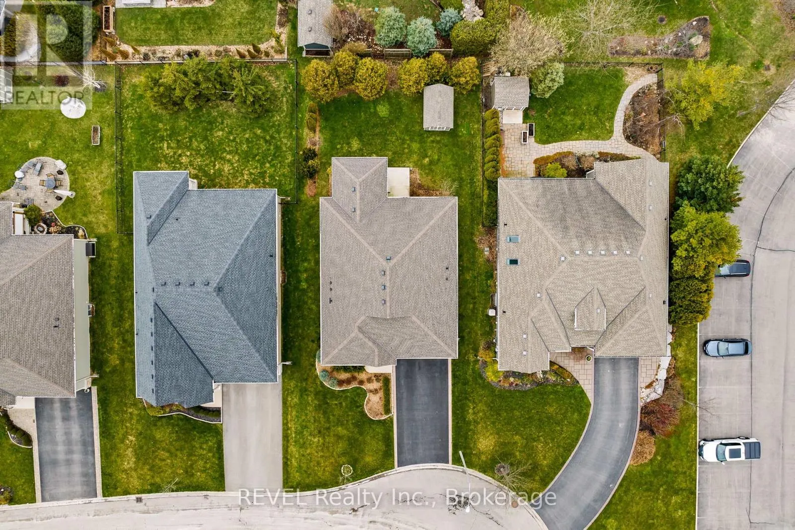3556 ALGONQUIN DRIVE
