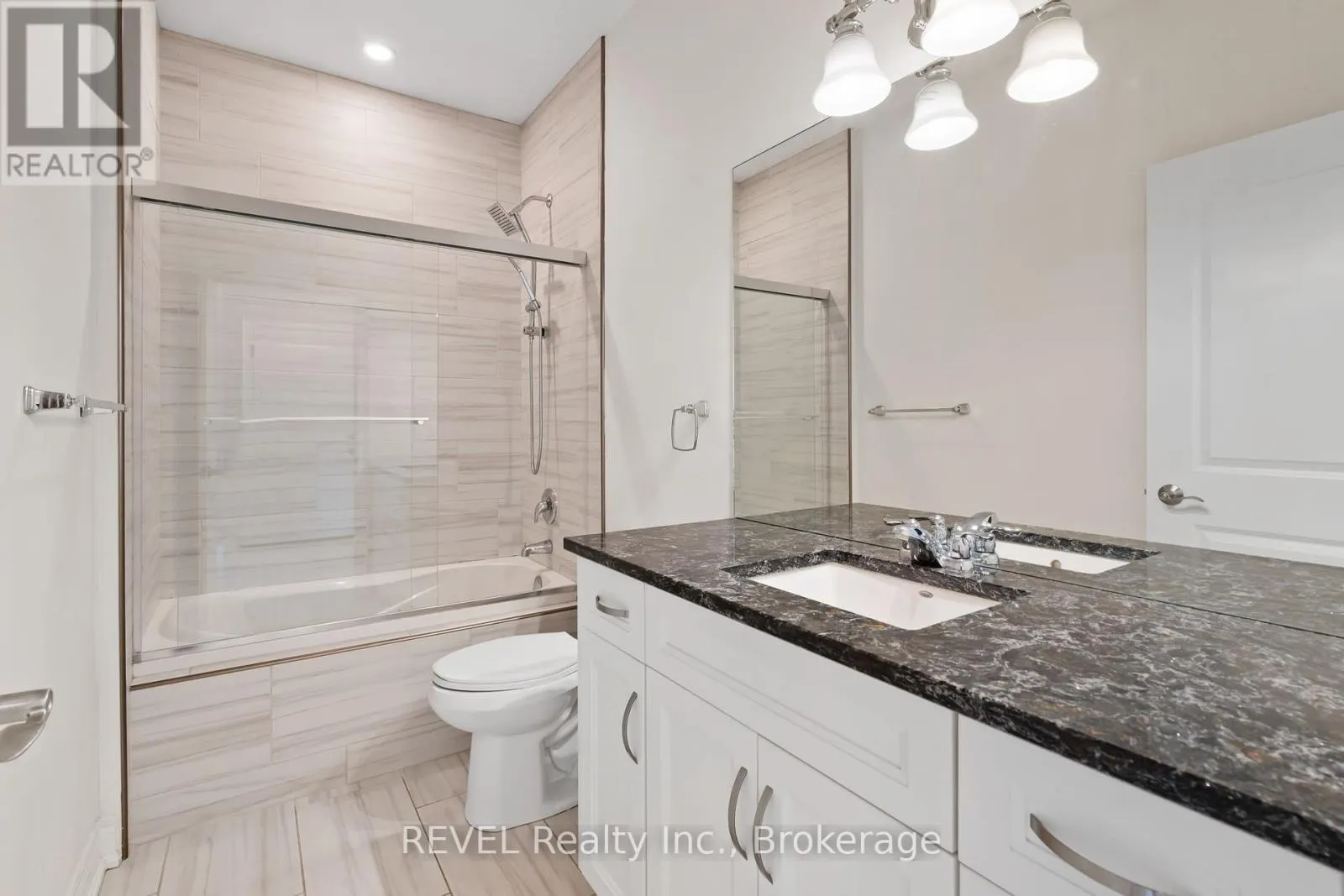 3556 ALGONQUIN DRIVE