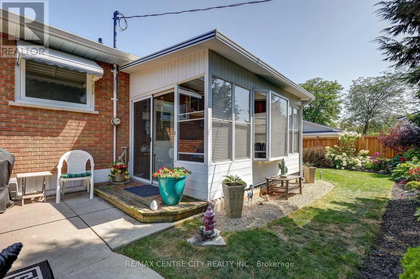 9 PULLEN AVENUE