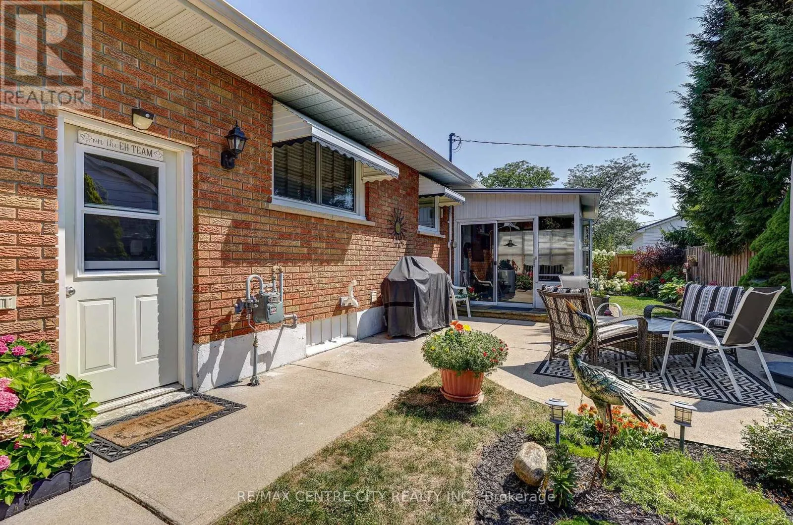 9 PULLEN AVENUE