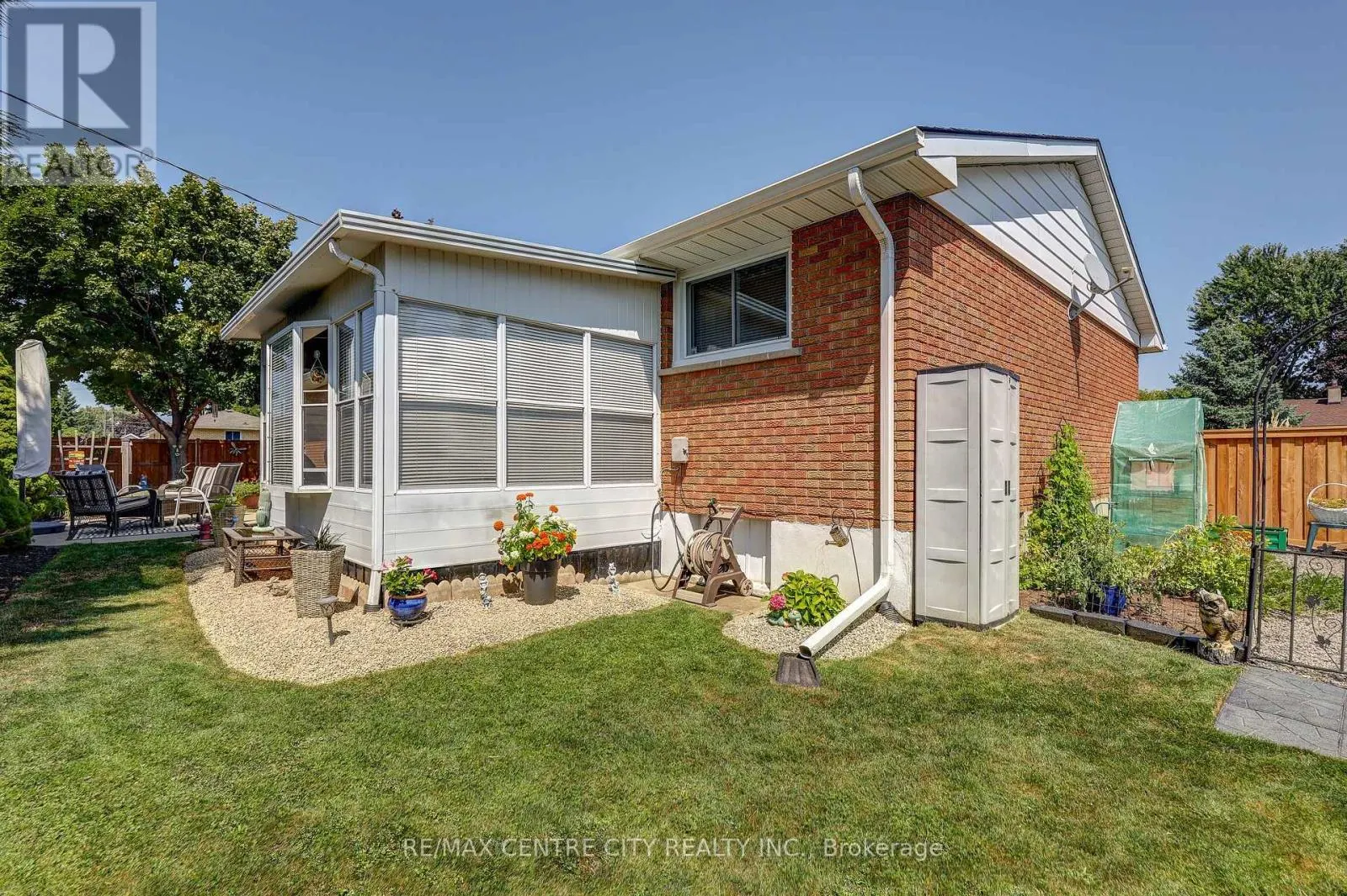 9 PULLEN AVENUE