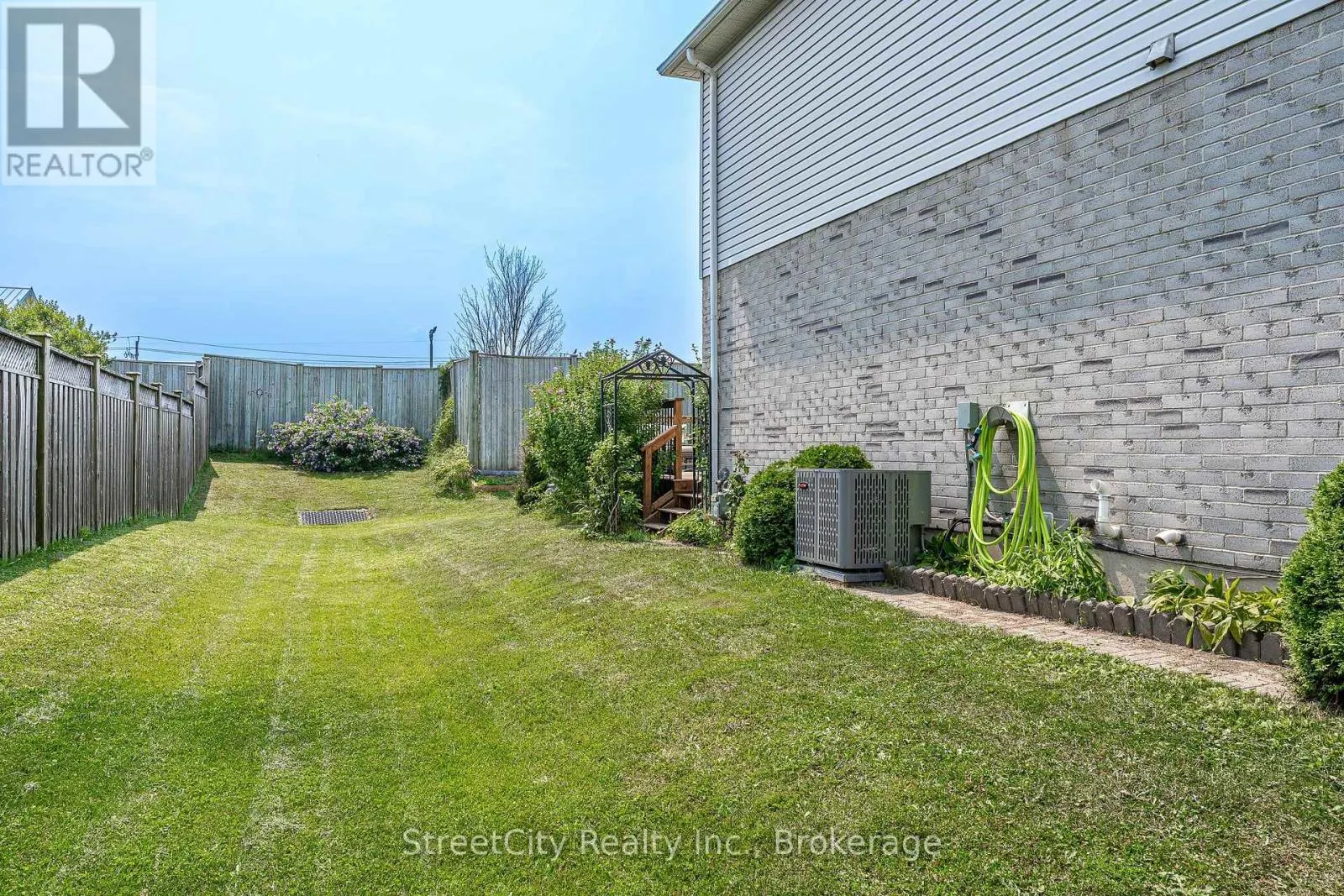 75 WINGFIELD AVENUE