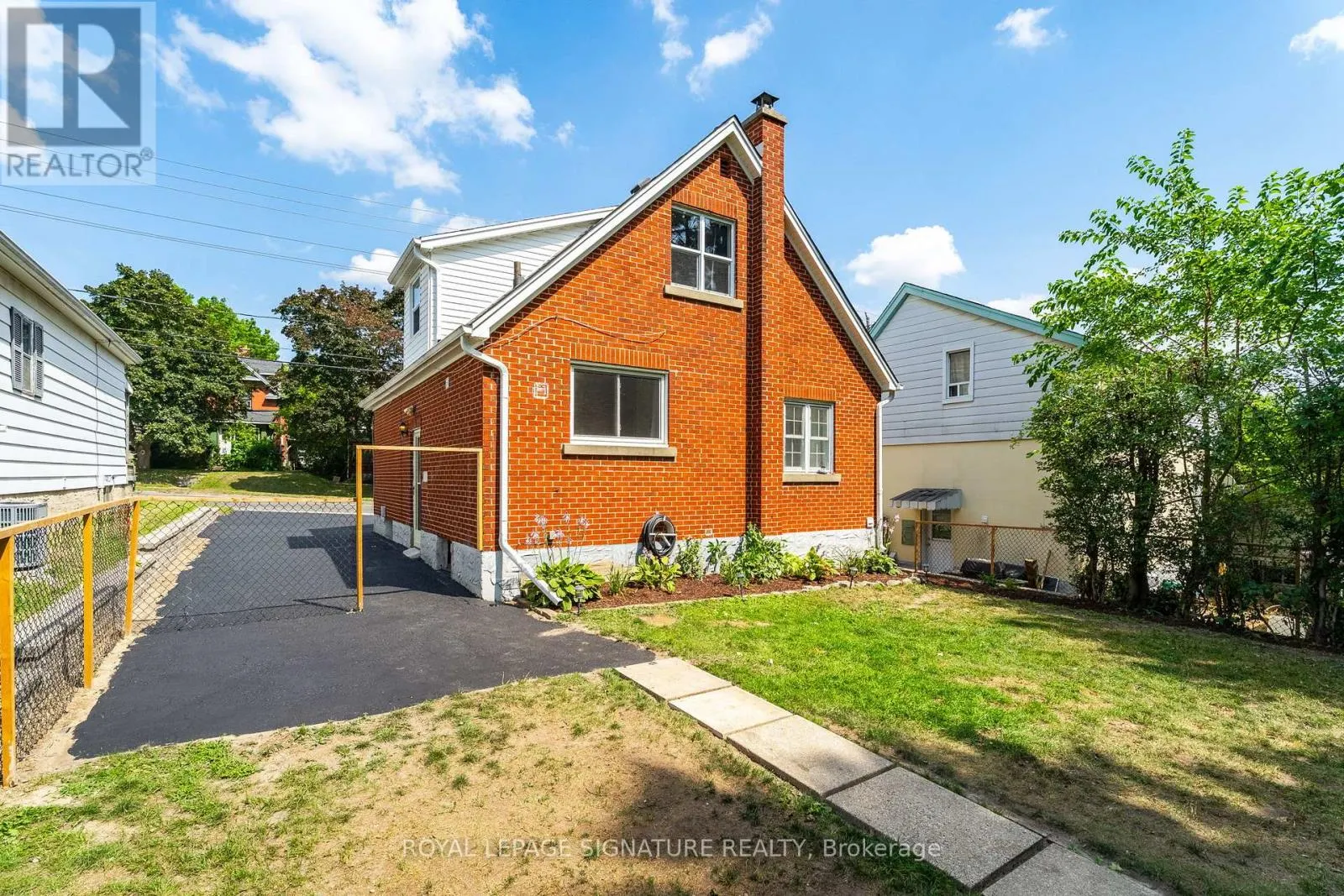 115 LANCASTER STREET W