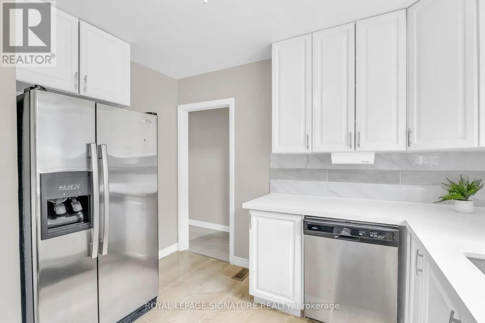 115 LANCASTER STREET W