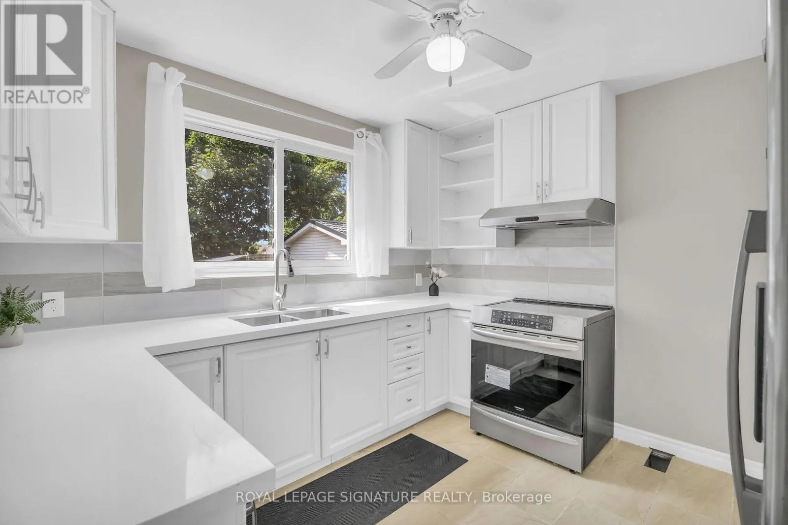 115 LANCASTER STREET W