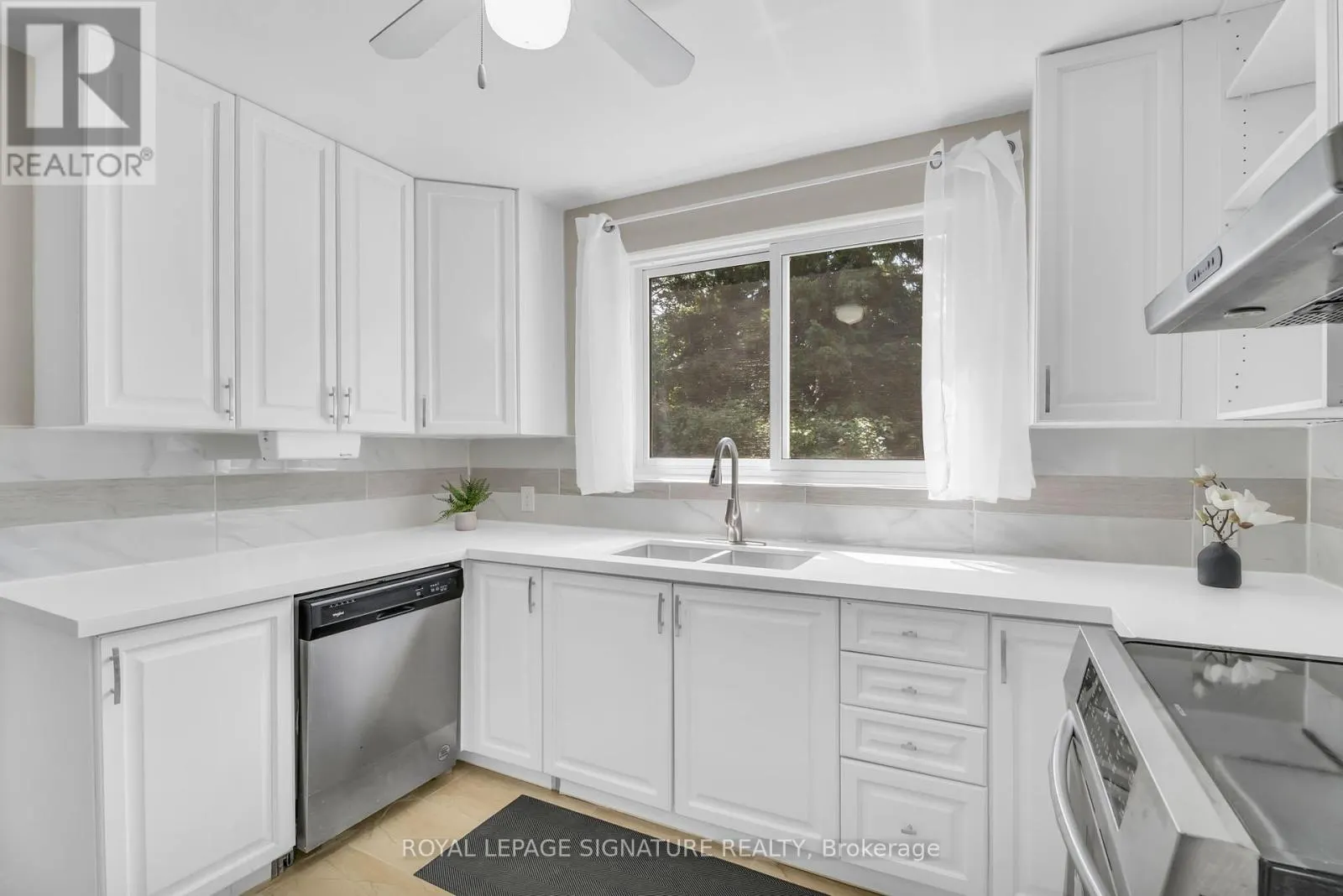 115 LANCASTER STREET W