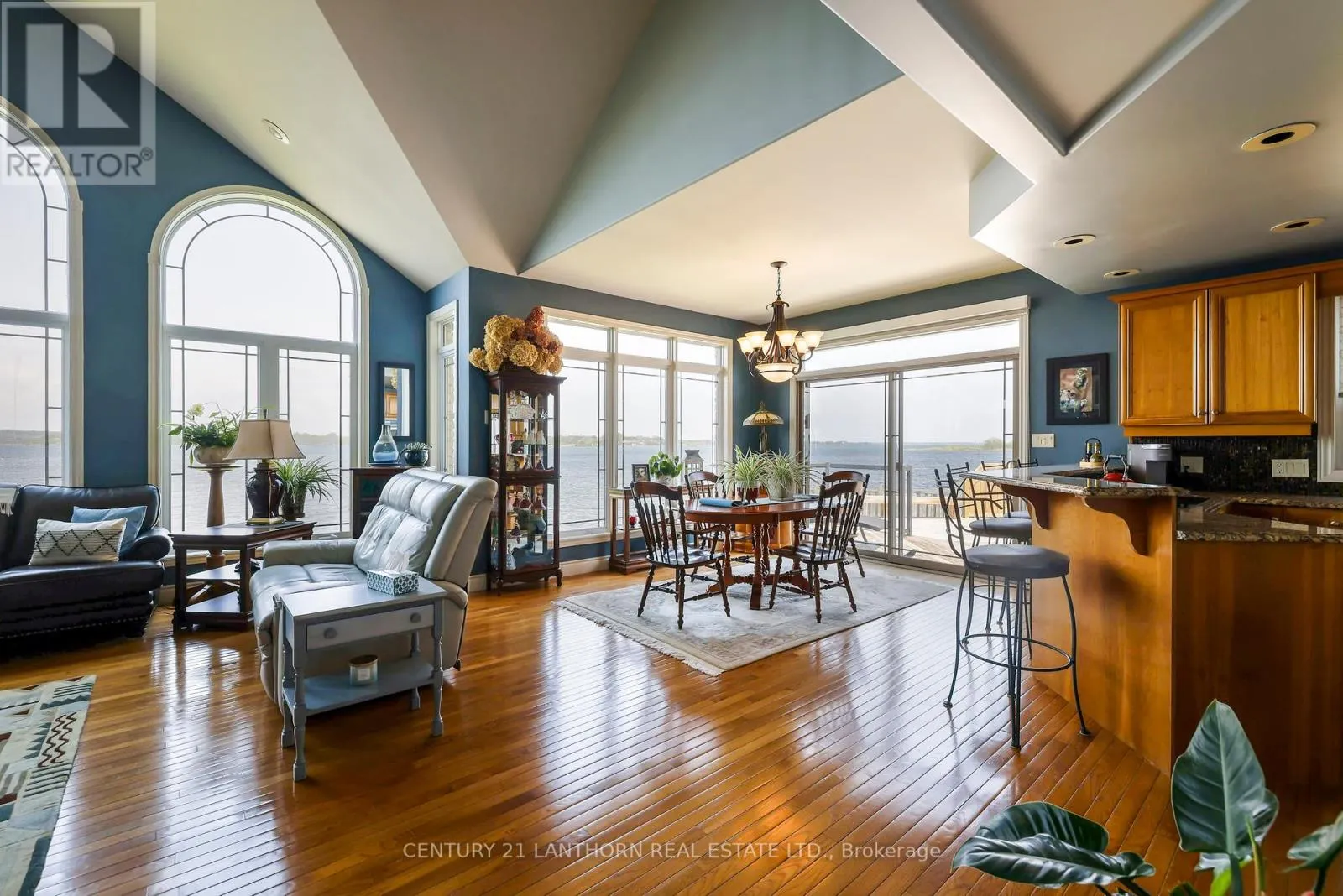 54 BAYSHORE ROAD