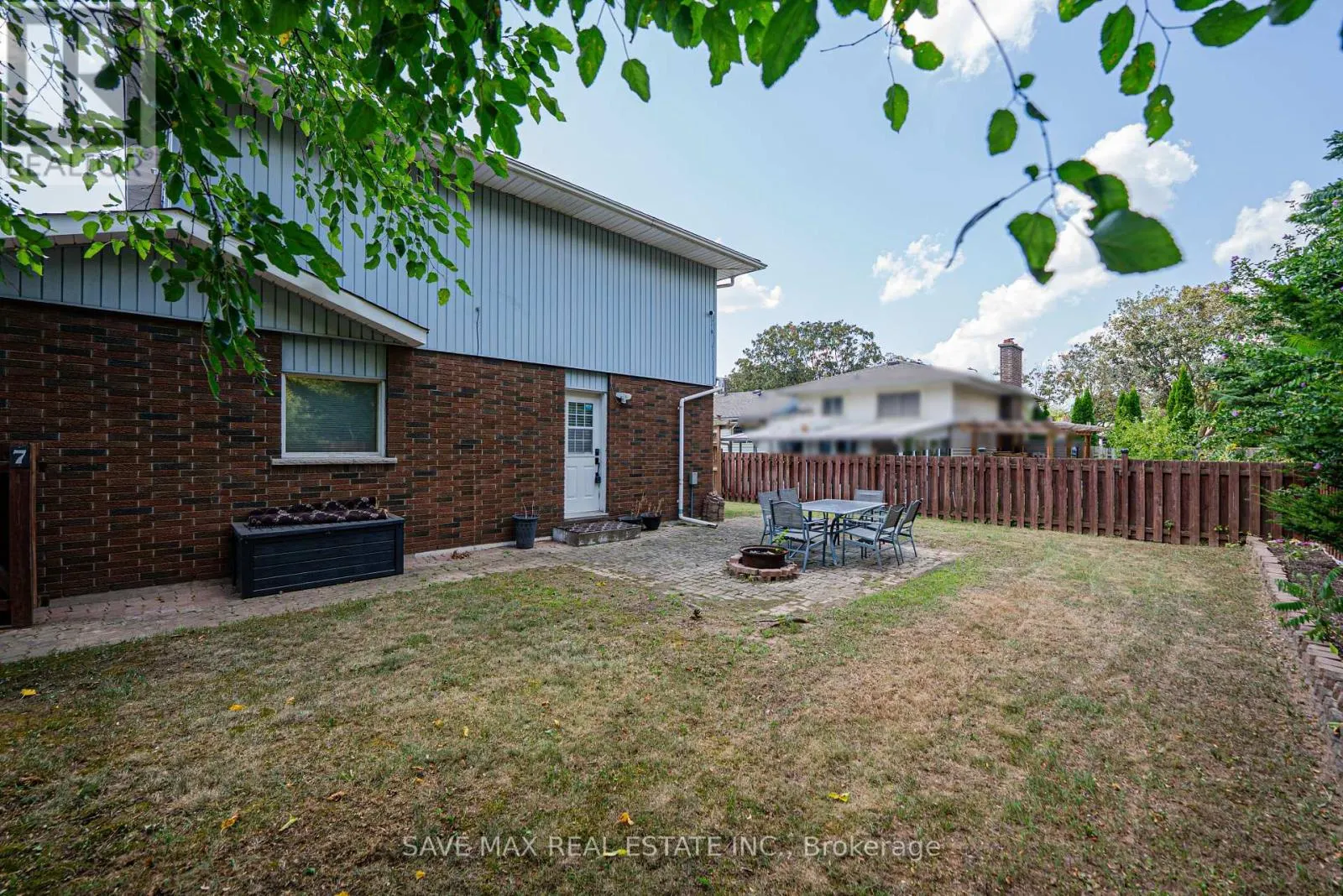 6307 CAROLYN AVENUE
