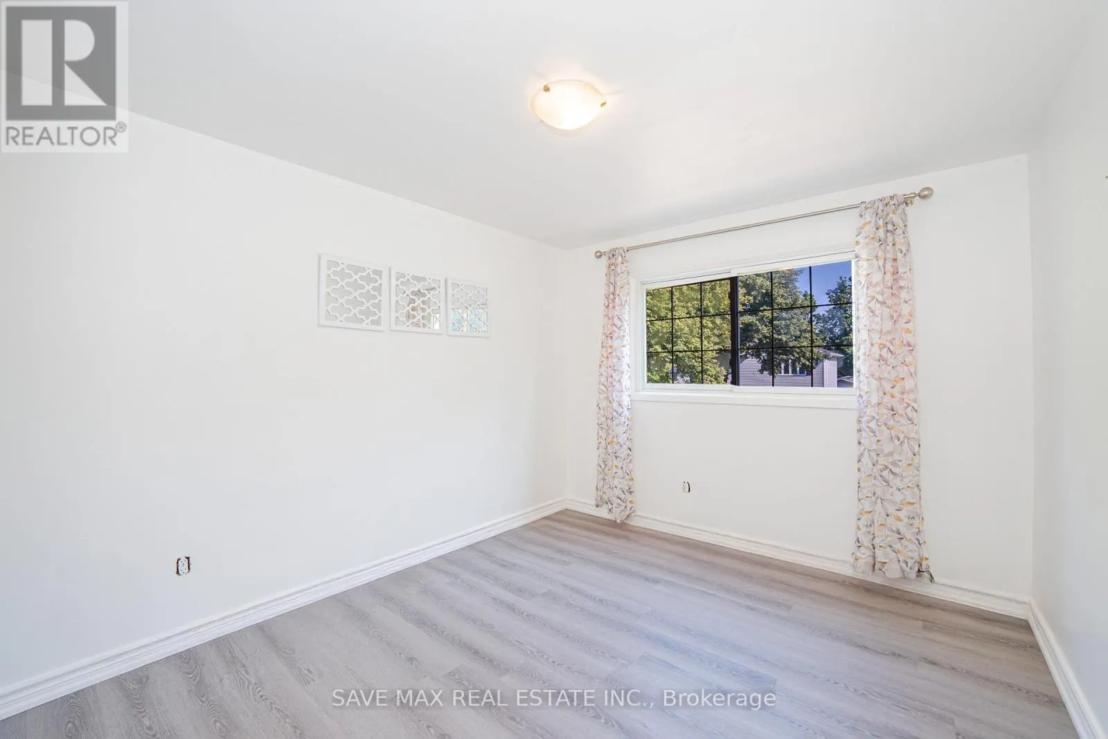 6307 CAROLYN AVENUE