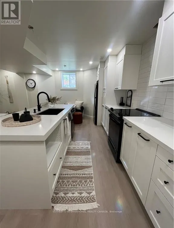 115 AVANTI CRESCENT