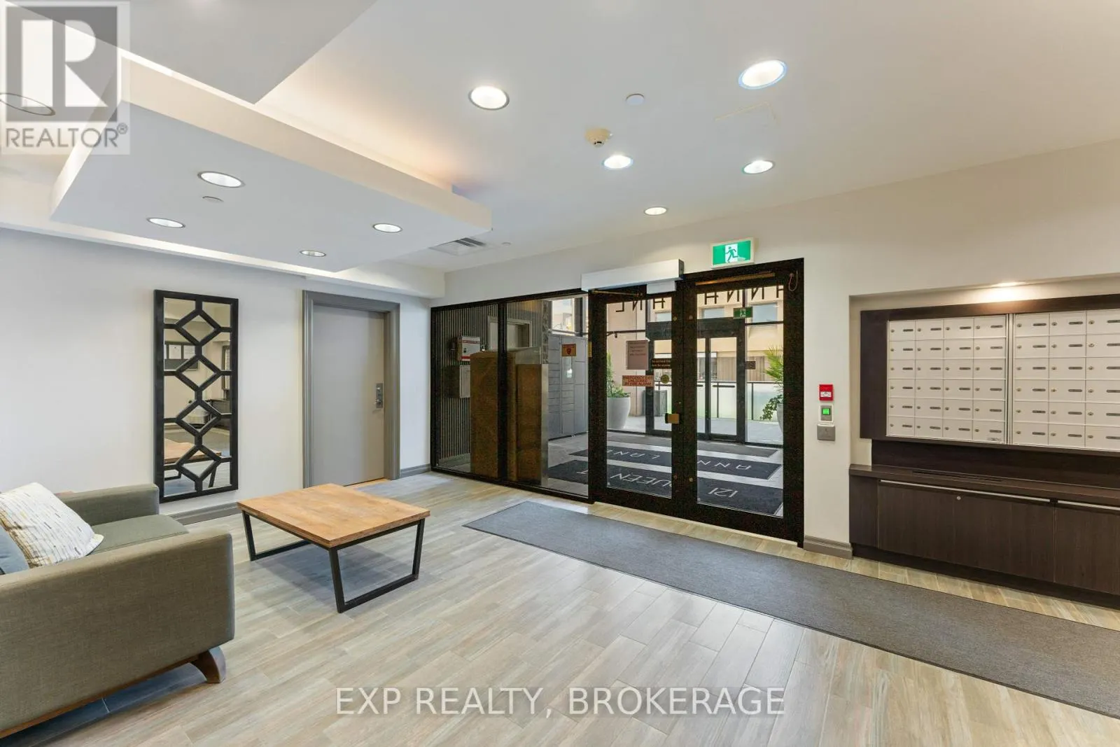 306 - 121 QUEEN STREET, #306