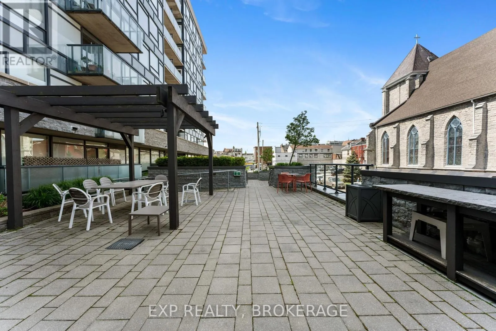 306 - 121 QUEEN STREET, #306