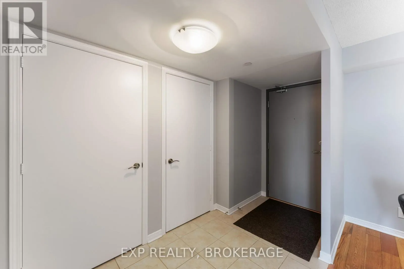 306 - 121 QUEEN STREET, #306
