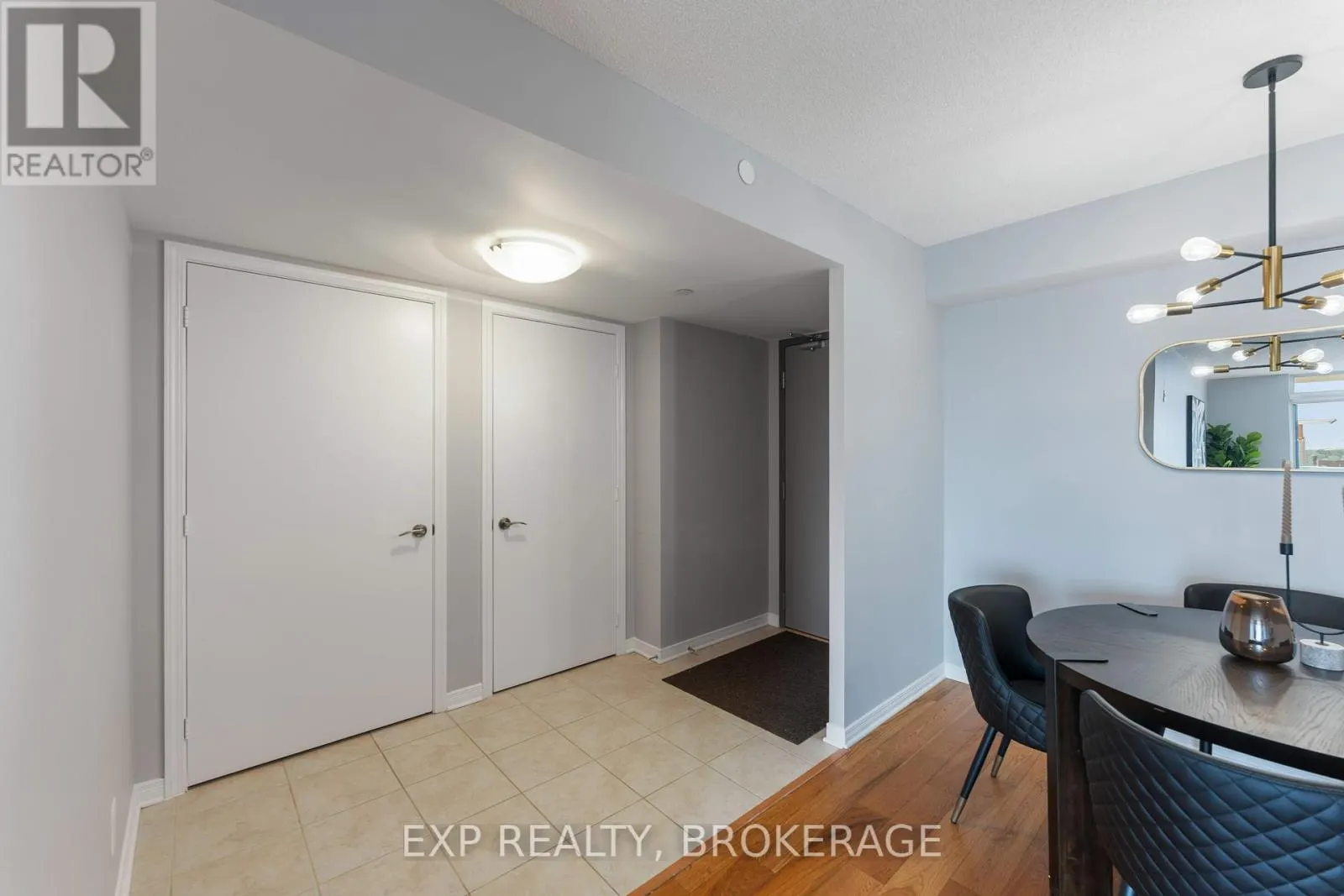 306 - 121 QUEEN STREET, #306