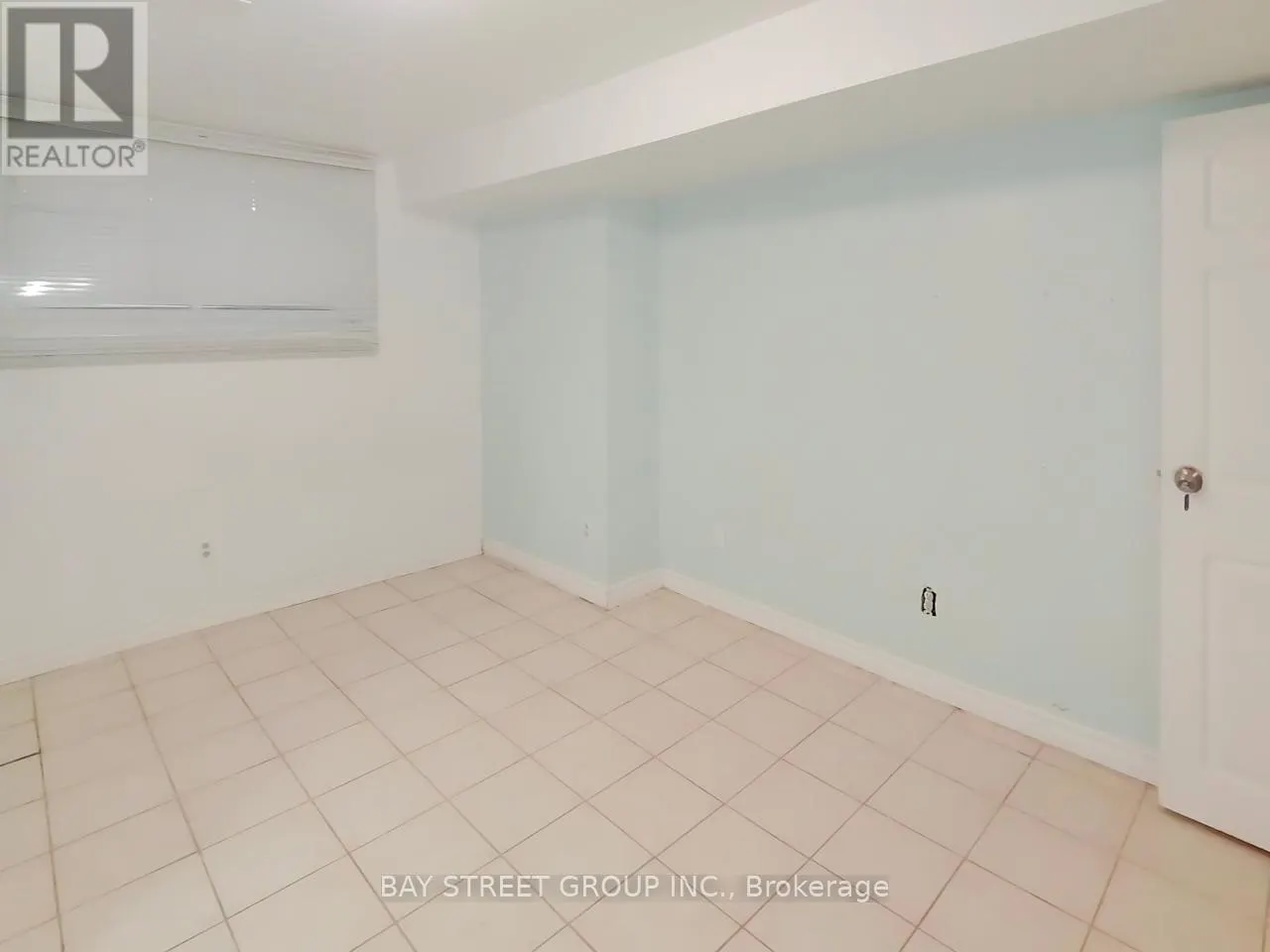 LOWER FLOOR - 38 NOECKER STREET