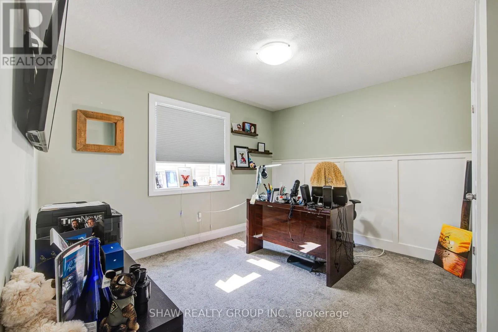 32 ARLINGTON PARKWAY
