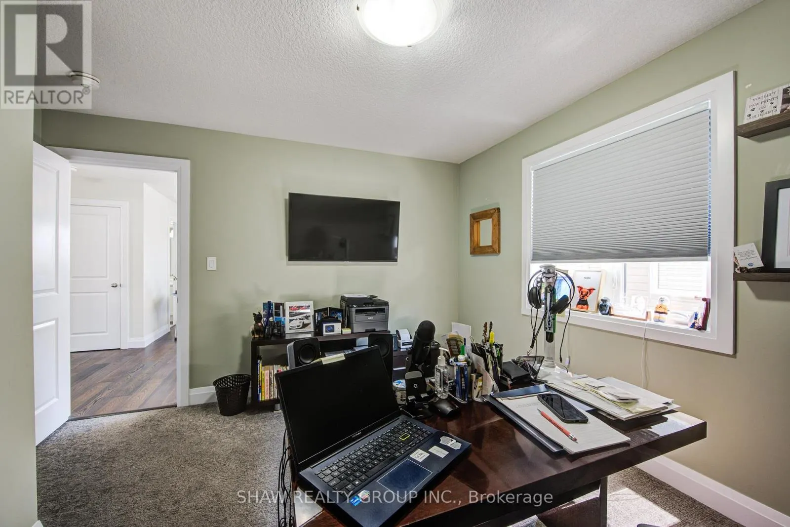 32 ARLINGTON PARKWAY