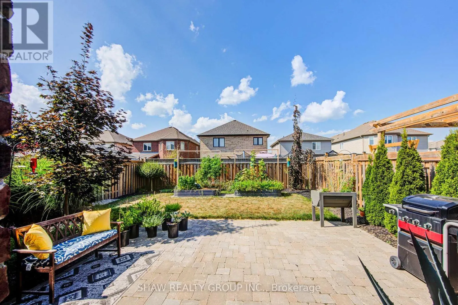 32 ARLINGTON PARKWAY