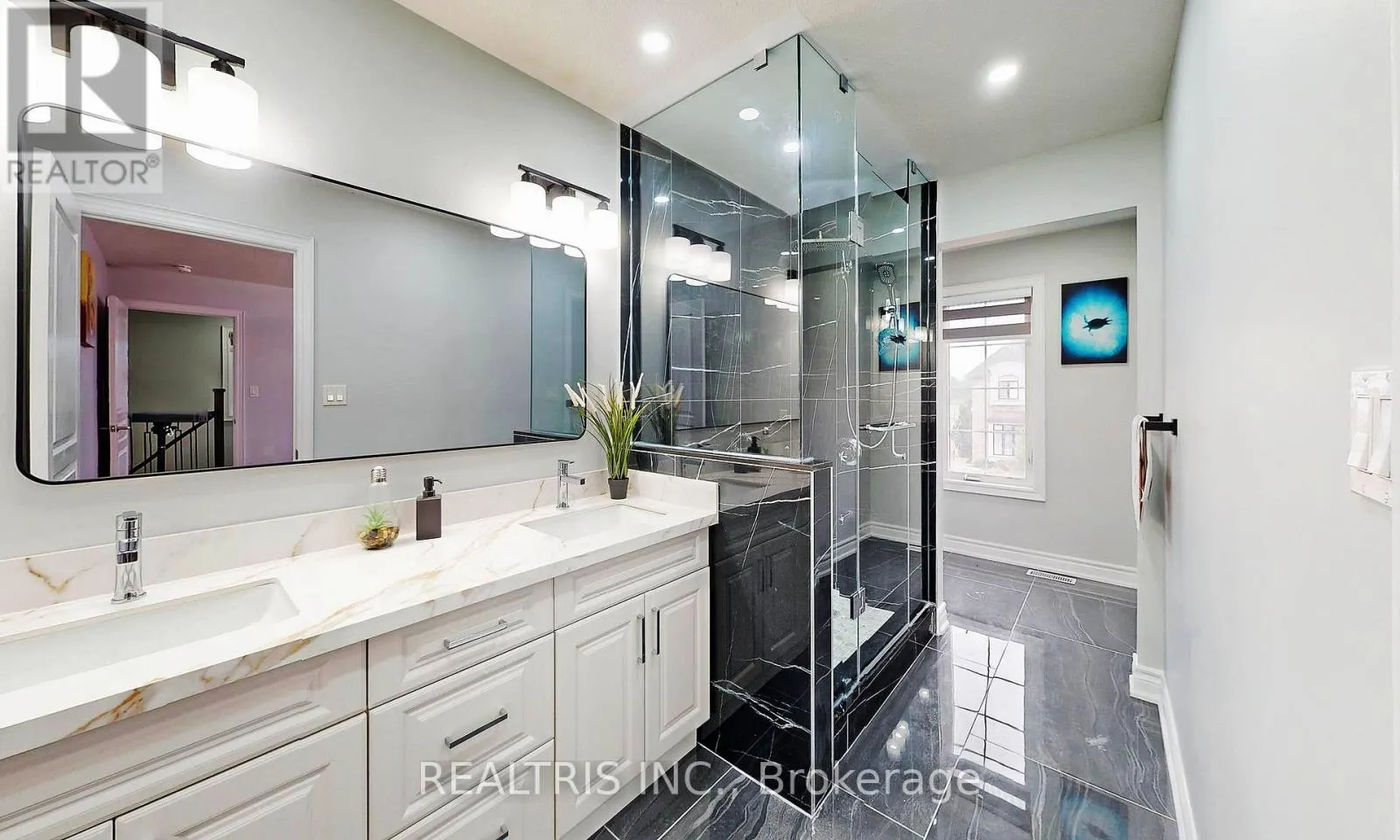 MAIN - 85 EAGLECREST STREET
