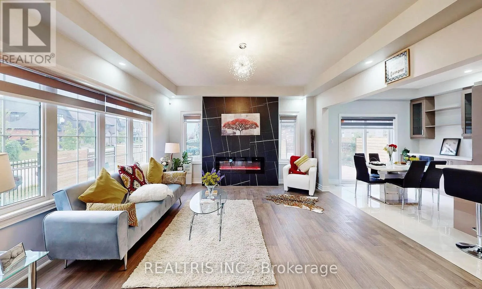MAIN - 85 EAGLECREST STREET