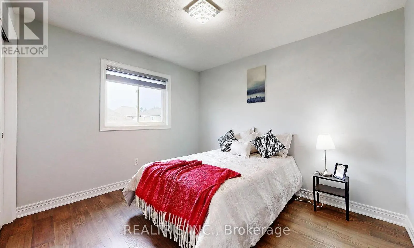 MAIN - 85 EAGLECREST STREET