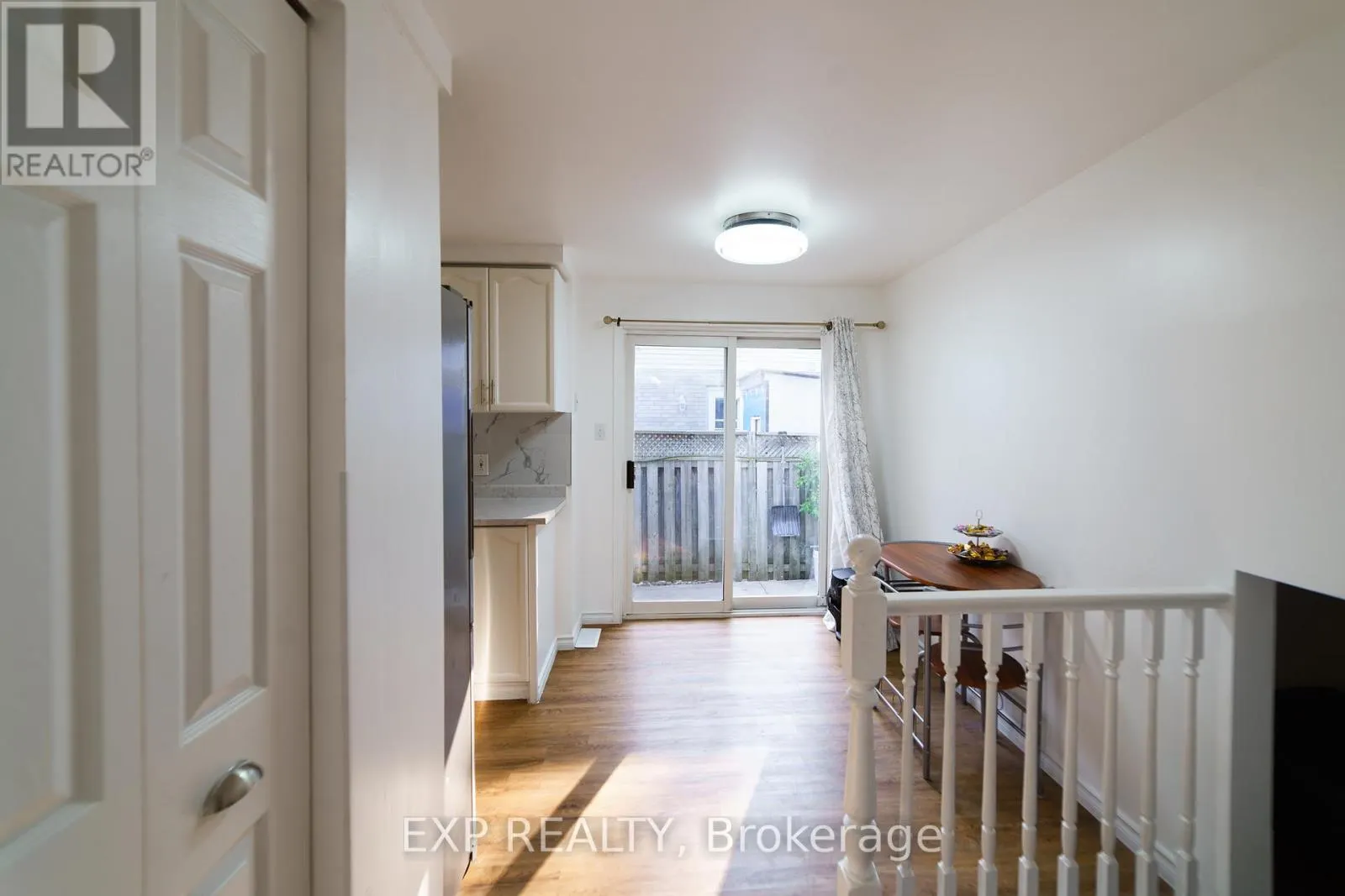 430 BANKSIDE CRESCENT