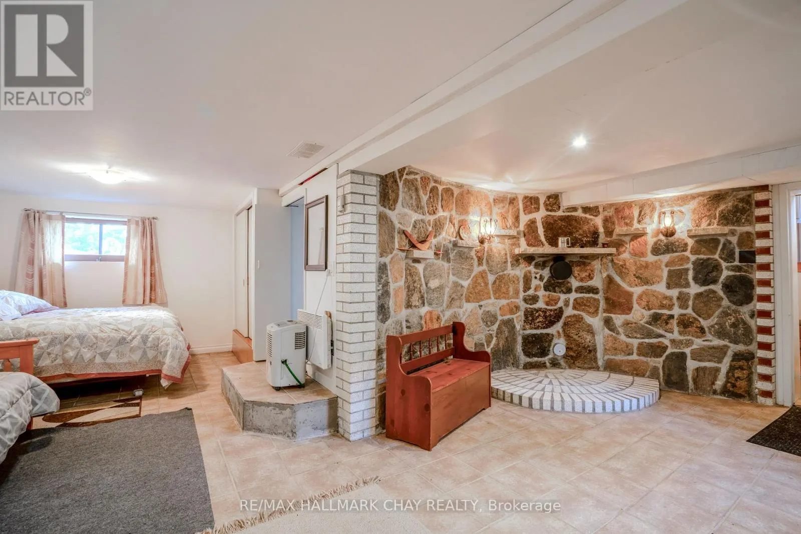 1070 CHAIKOF ROAD