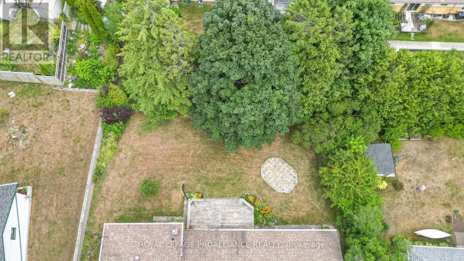 5 ORCHARD CRESCENT
