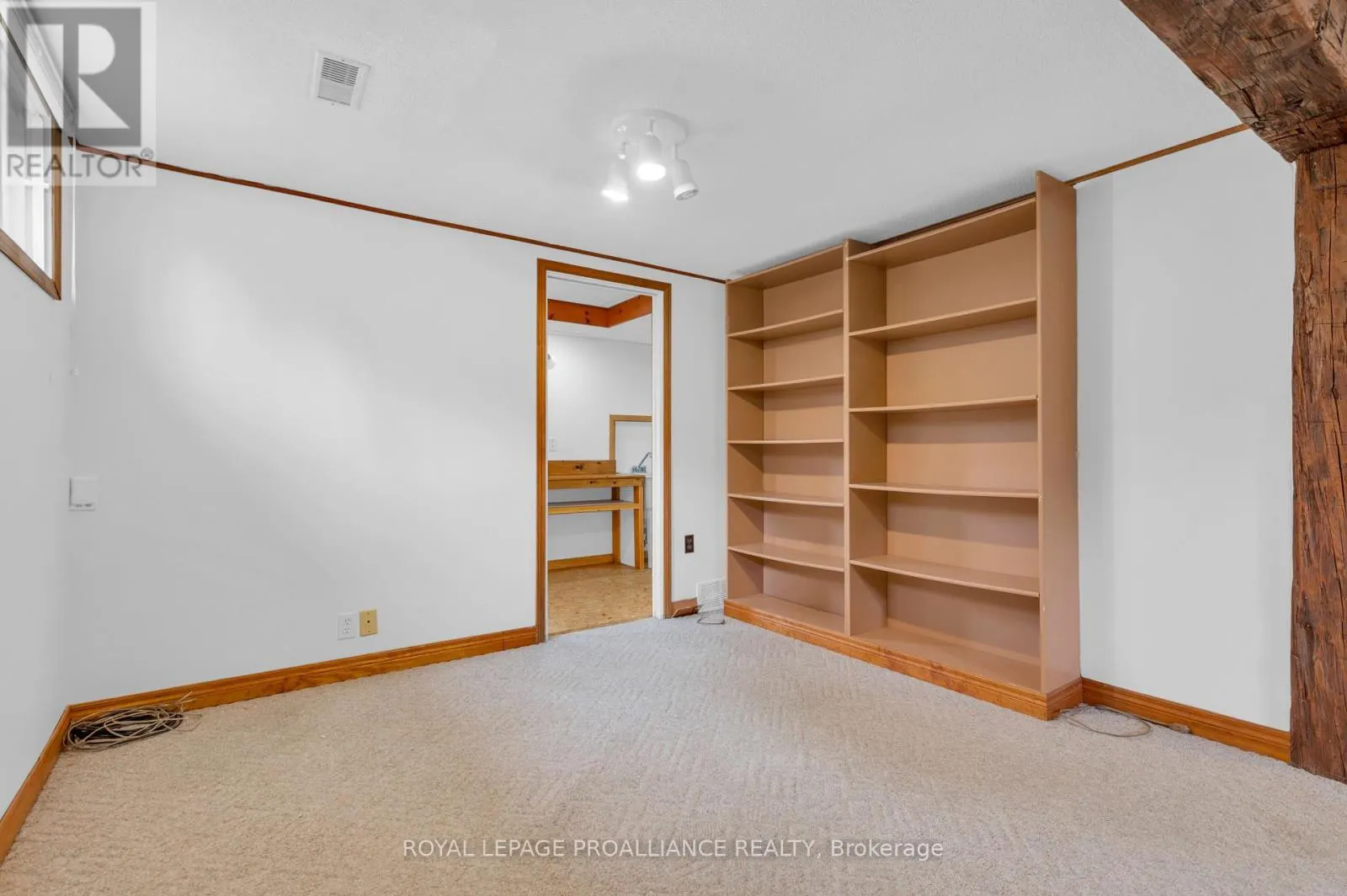 5 ORCHARD CRESCENT