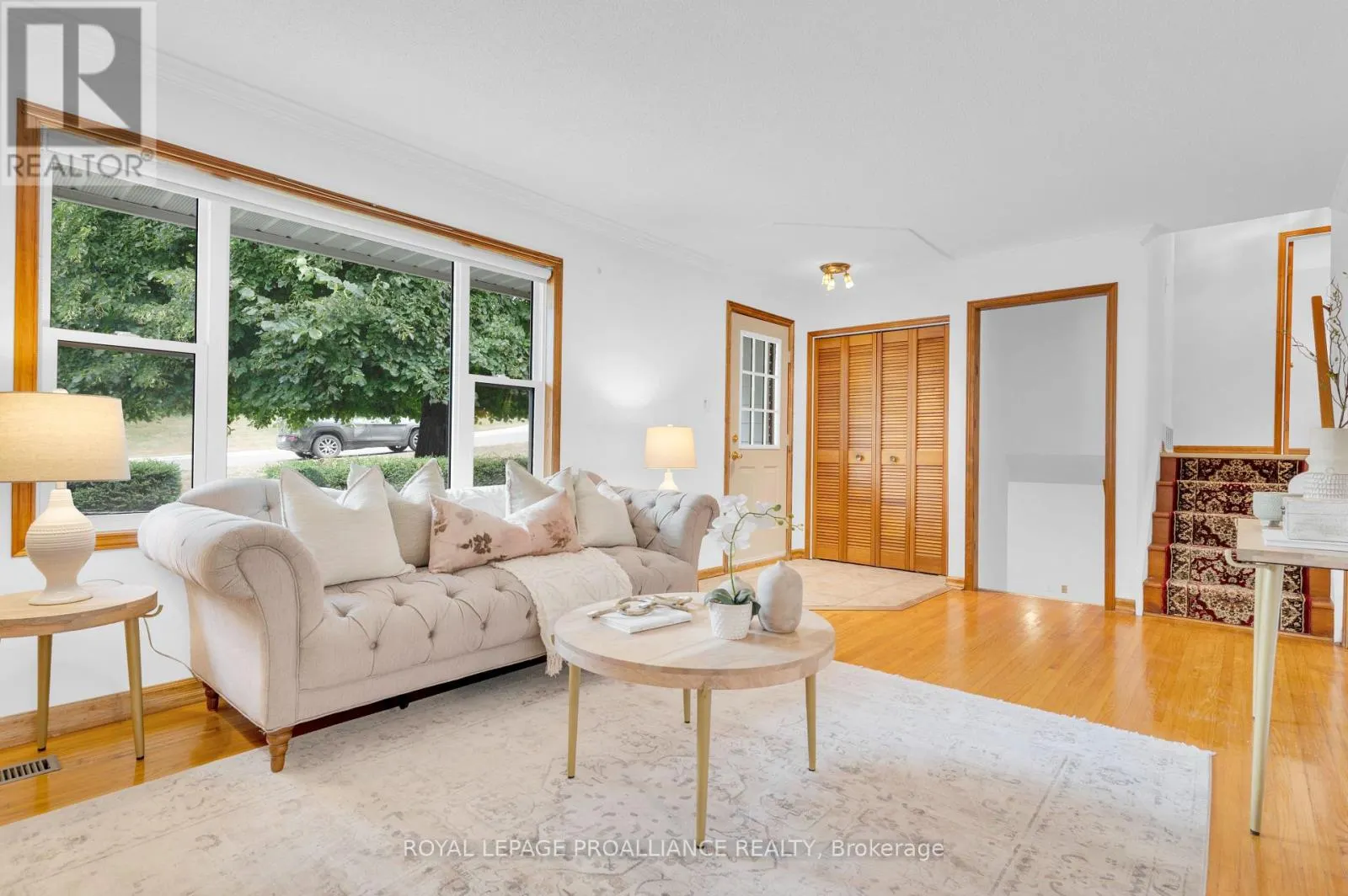5 ORCHARD CRESCENT