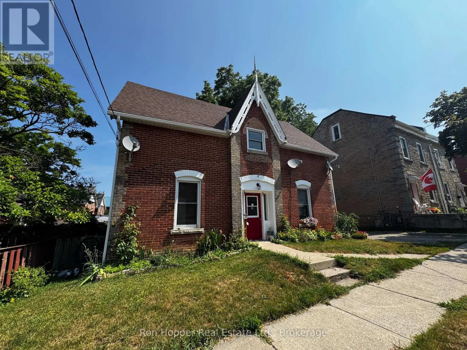 226 12TH STREET E