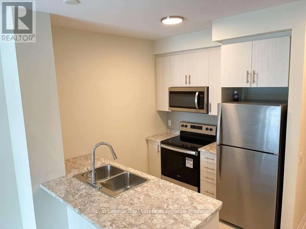 128 - 16 CONCORD PLACE