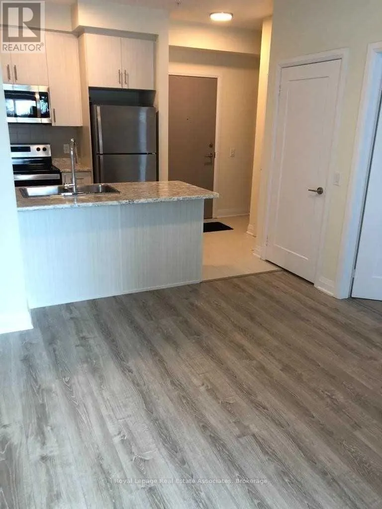 128 - 16 CONCORD PLACE