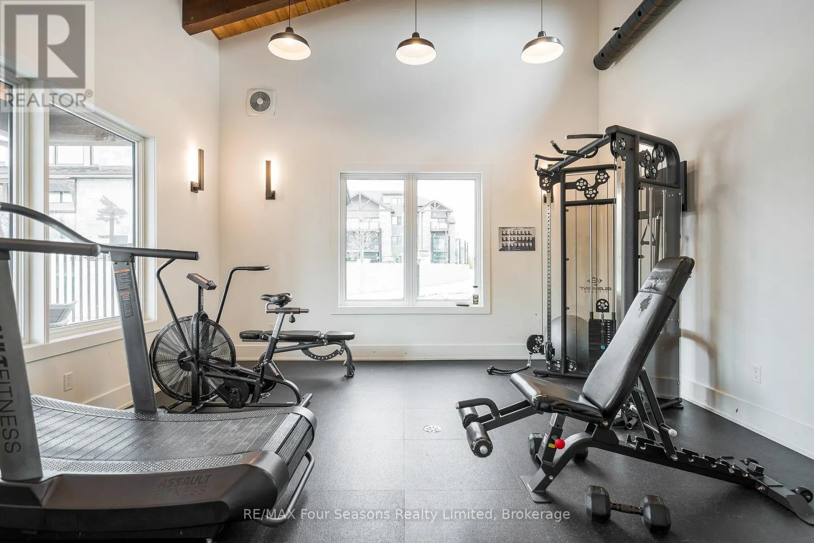 302 - 12 BEAUSOLEIL LANE, #302